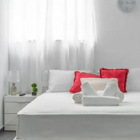 Apartment Modern Near Downtown Heraklion (Crete)